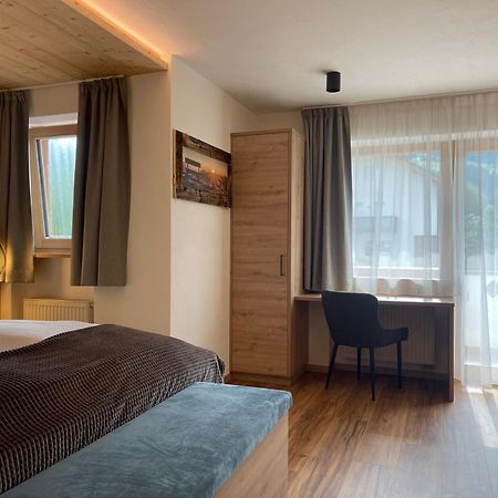 Guesthouse Rungg Badia (South Tyrol) Eksteriør bilde