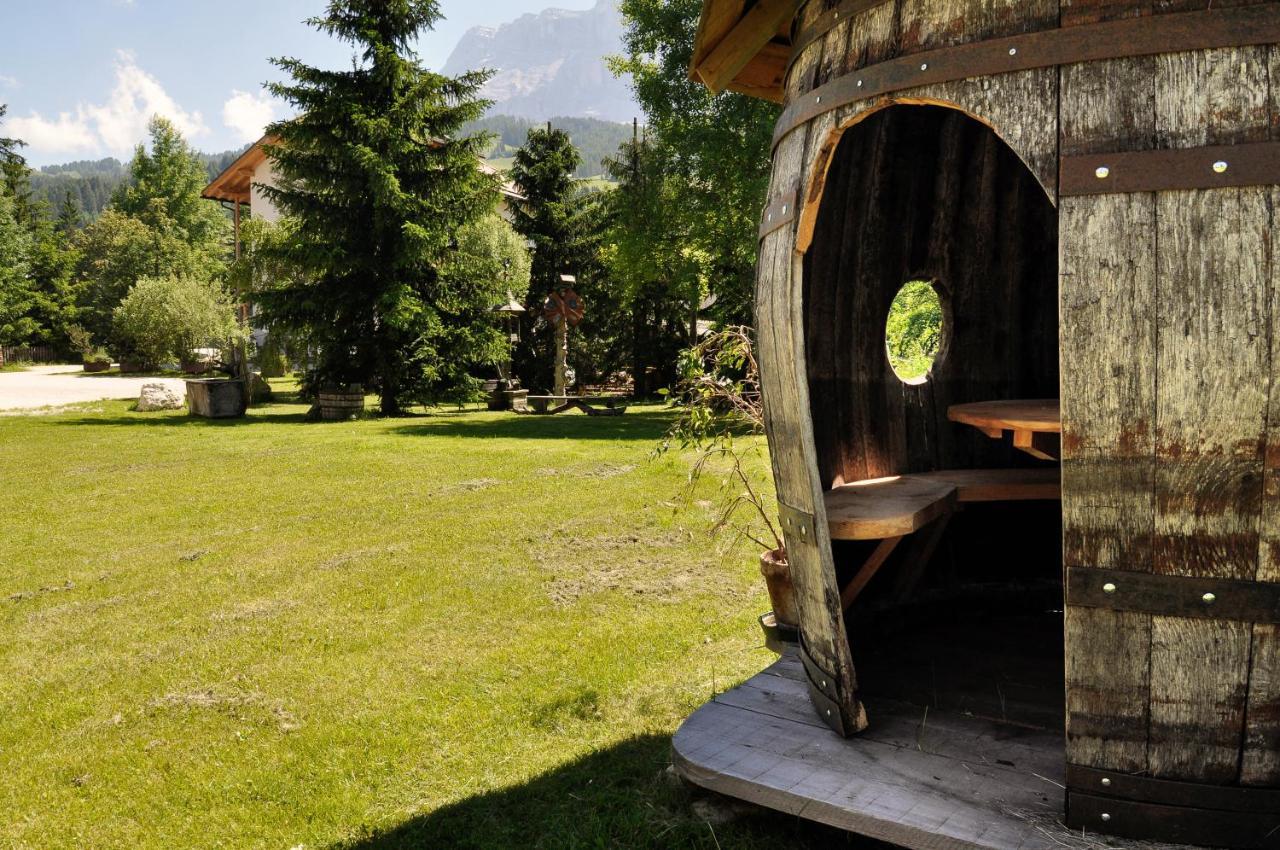 Guesthouse Rungg Badia (South Tyrol) Eksteriør bilde