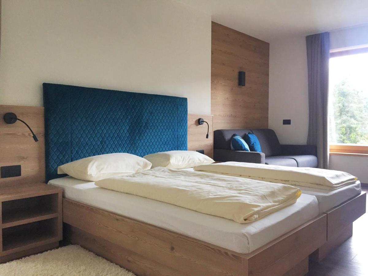 Guesthouse Rungg Badia (South Tyrol) Eksteriør bilde