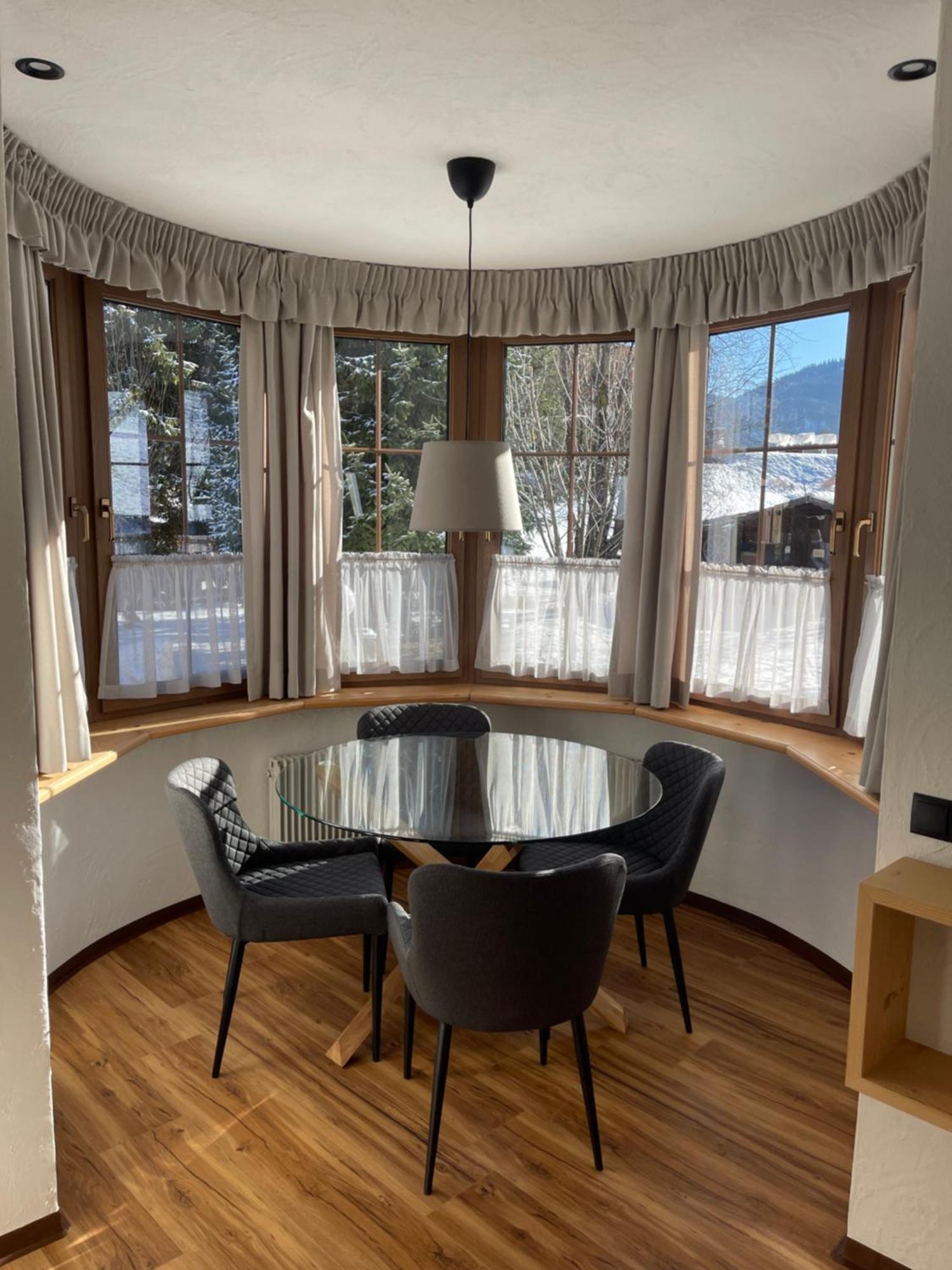 Guesthouse Rungg Badia (South Tyrol) Eksteriør bilde