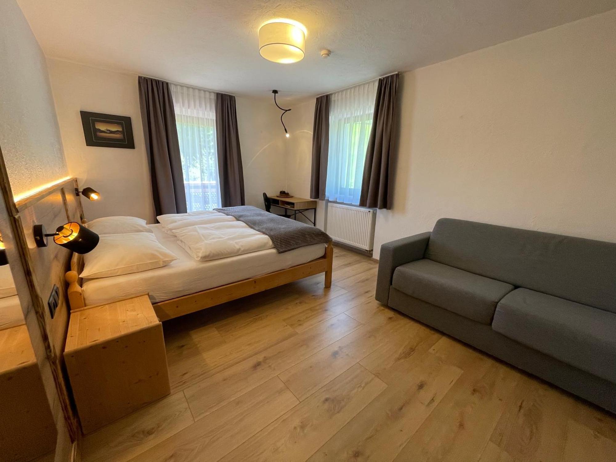 Guesthouse Rungg Badia (South Tyrol) Eksteriør bilde